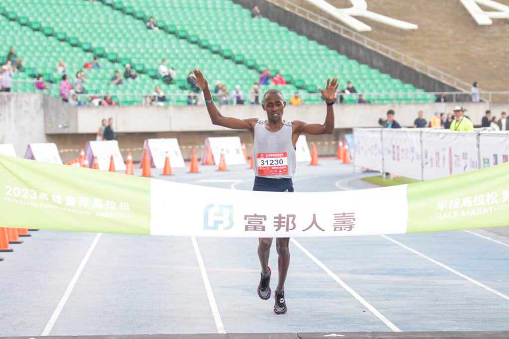 2023 高雄富邦馬拉松選手抵達總點